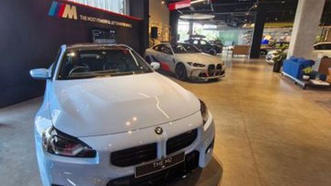BMW Khawatir dengan Kedatangan Merek-Merek Mobil Mewah China? Ini Kata Mereka