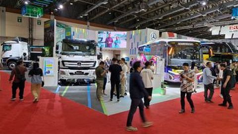Mercedes-Benz Yakin Target Penjualan Truk, Bus 2024 Tercapai Meski Kini lagi Drop