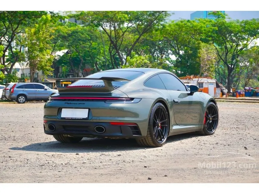 2022 Porsche 911 Carrera GTS Coupe