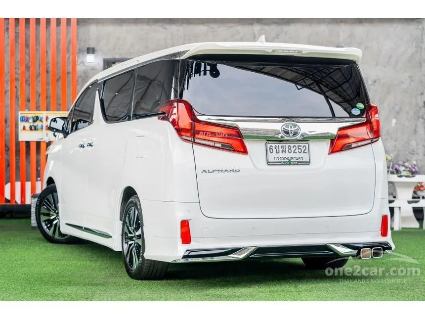 2020 Toyota Alphard S C-Package Van