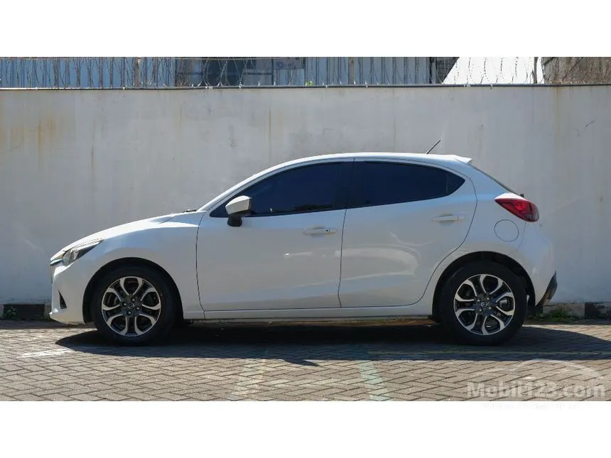 2015 Mazda 2 GT Hatchback