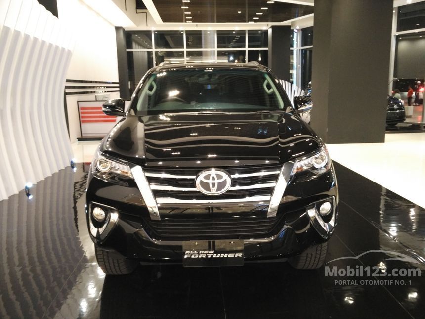 Jual Mobil Toyota Fortuner 2017 G 2 4 Di Dki Jakarta Manual Suv Hitam Rp 456 800 000 3709247 Mobil123 