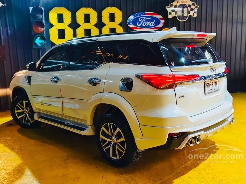 2016 Toyota FORTUNER V SUV