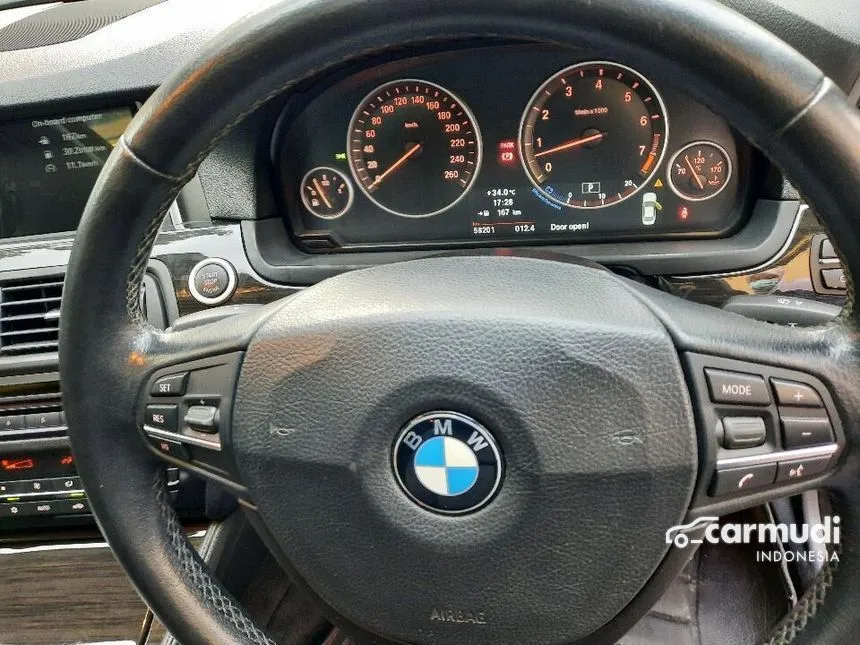 2011 BMW 528i F10 Sedan