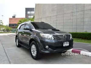 2012 Toyota FORTUNER 3.0 (ปี 12-15) V 4WD SUV
