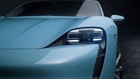 Porsche Taycan 4S ยนตรกรรม สปอร์ตพลังไฟฟ้ารุ่นล่าสุด ไทคานน์ 4 เอส