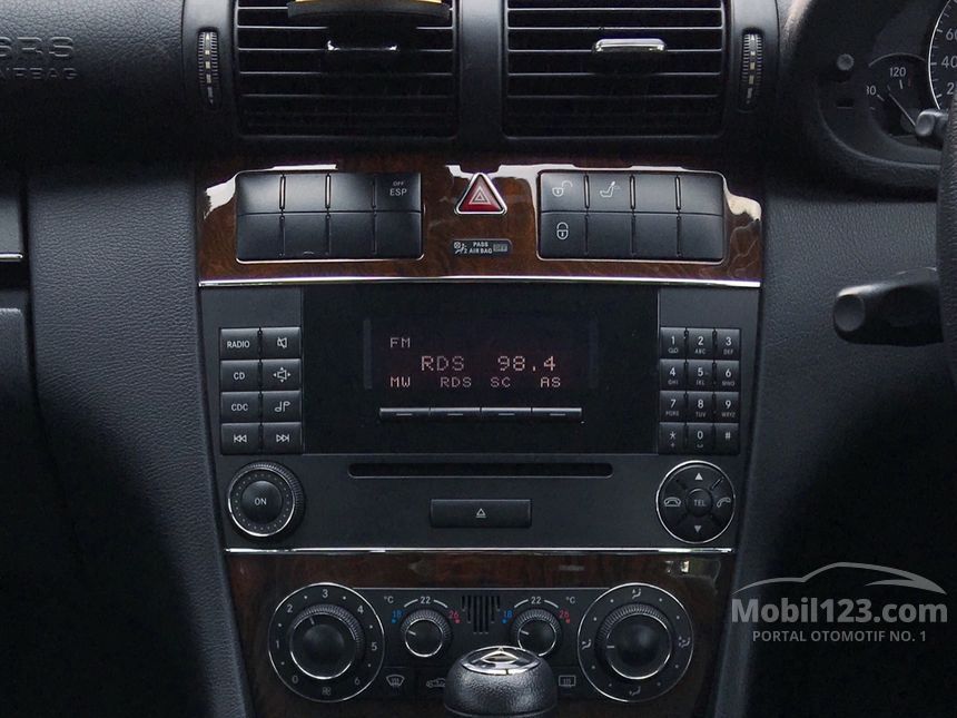 2007 Mercedes-Benz C230 Sport Sedan