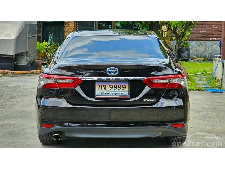 2023 Toyota CAMRY HEV Premium Luxury Sedan