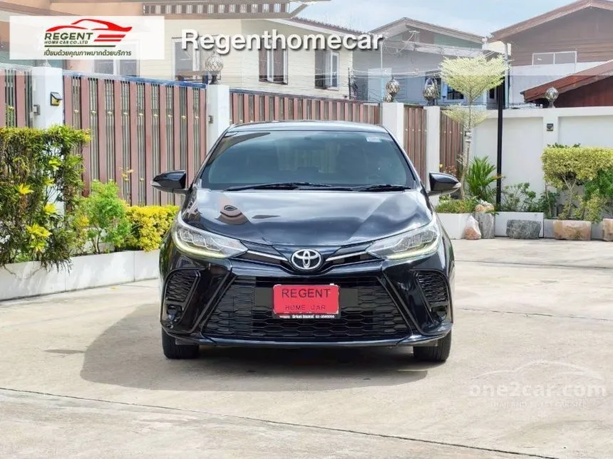 2022 Toyota YARIS Sport Hatchback