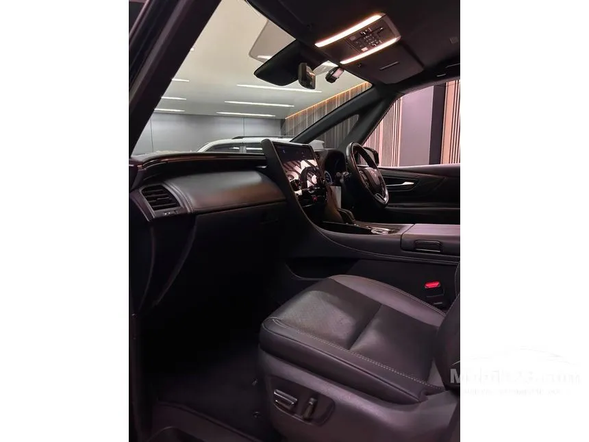 2024 Toyota Alphard HEV (Premium Color) MPV