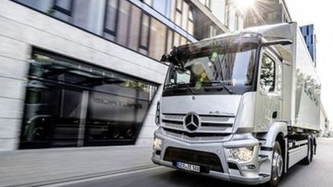 Truk Listrik Mercedes-Benz eActros Resmi Meluncur