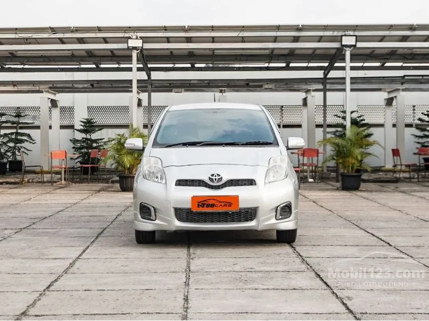 2012 Toyota Yaris E Hatchback