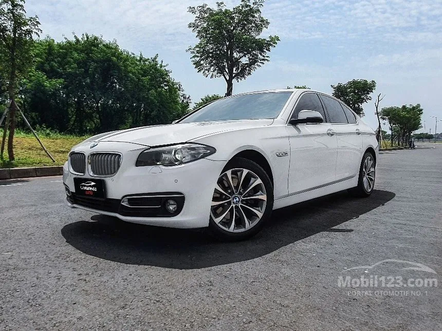 Jual Mobil BMW 520i 2014 Modern 2.0 di Banten Automatic Sedan Putih Rp 345.000.000