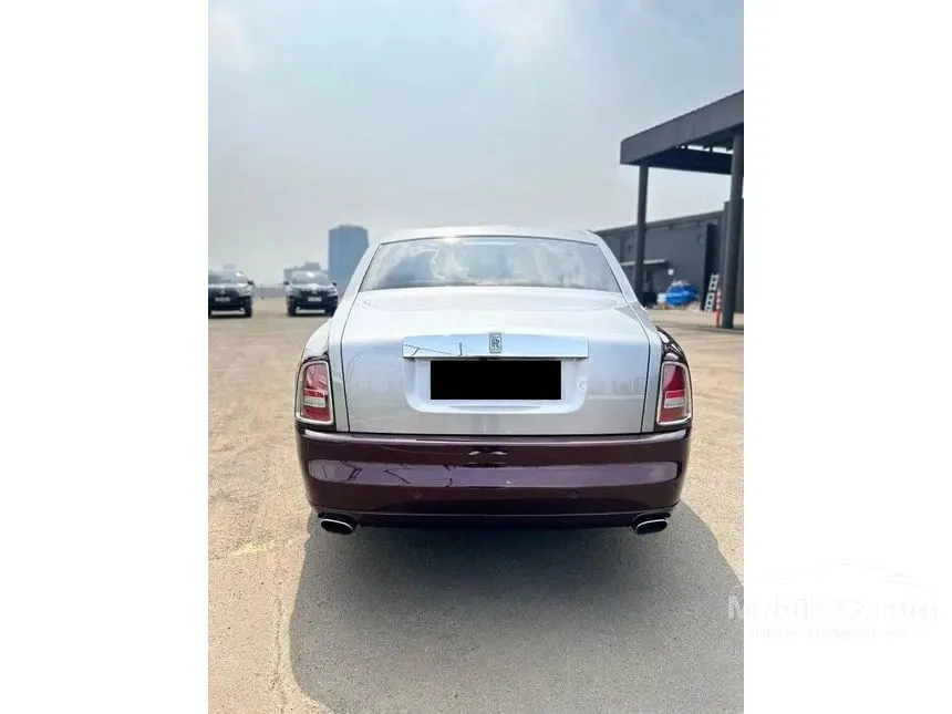 2012 Rolls-Royce Phantom Sedan