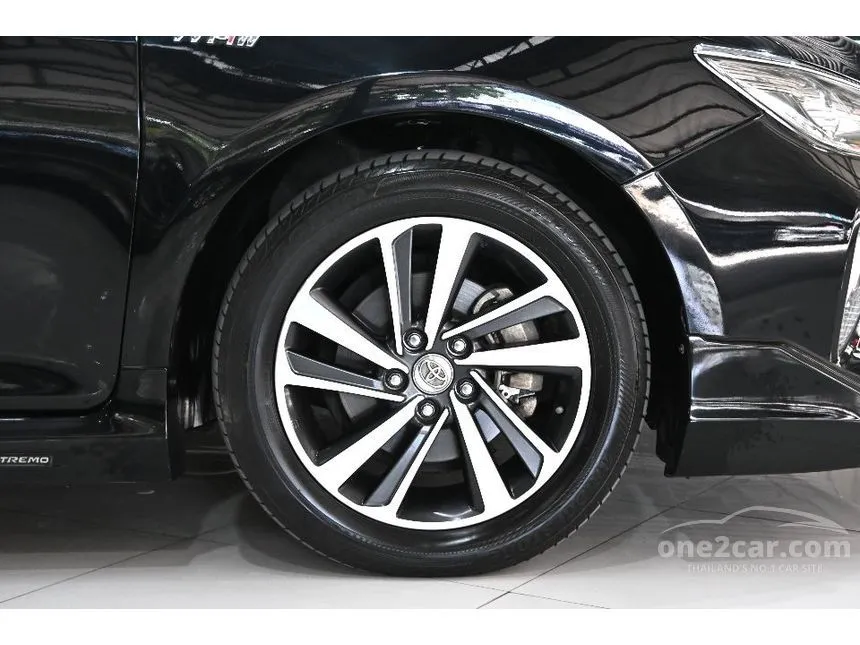 2018 Toyota CAMRY G Extremo Sedan