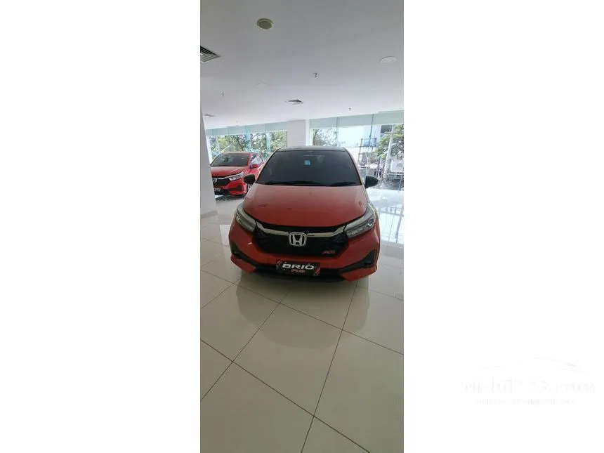 Jual Mobil Honda Brio 2023 RS 1.2 di Jawa Timur Automatic Hatchback Merah Rp 250.100.000
