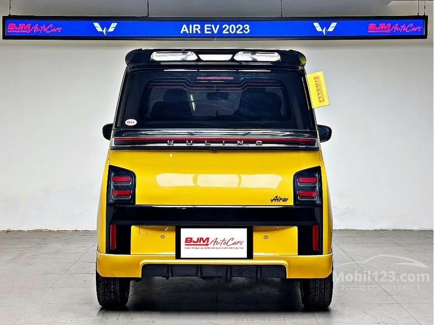 2023 Wuling Air EV Long Range + Charging Pile Hatchback