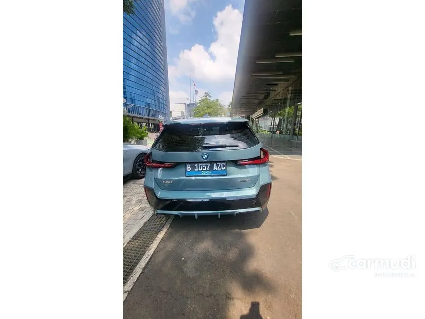 2025 BMW iX1 eDrive20 M Sport SUV