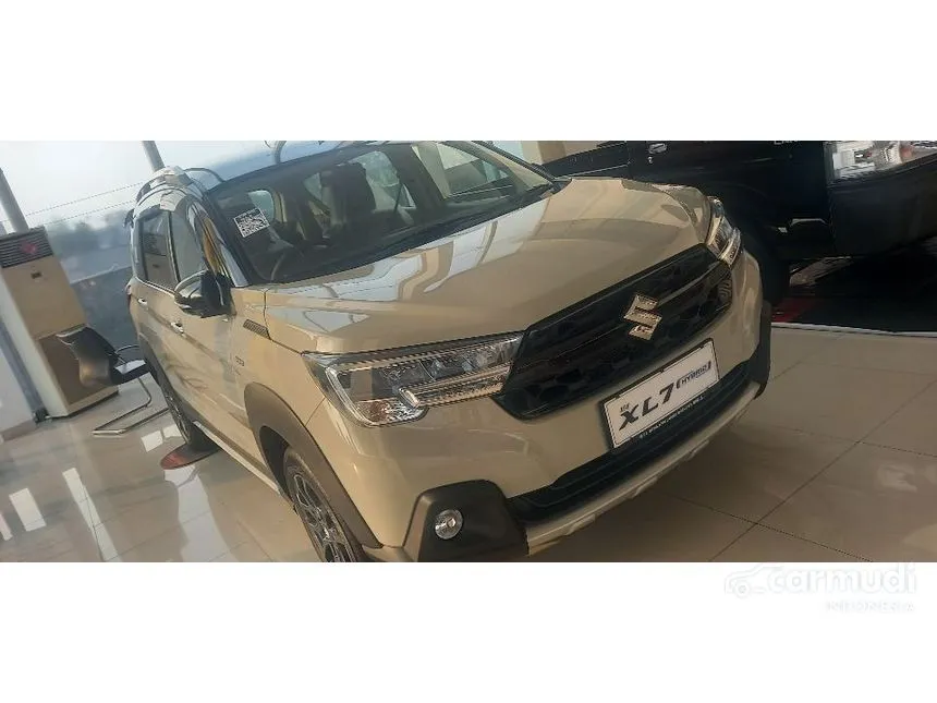 2025 Suzuki XL7 Alpha Hybrid (Two Tone) SUV