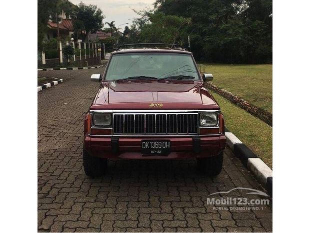  Cherokee - Jeep Murah - 15 mobil dijual di Indonesia - Mobil123