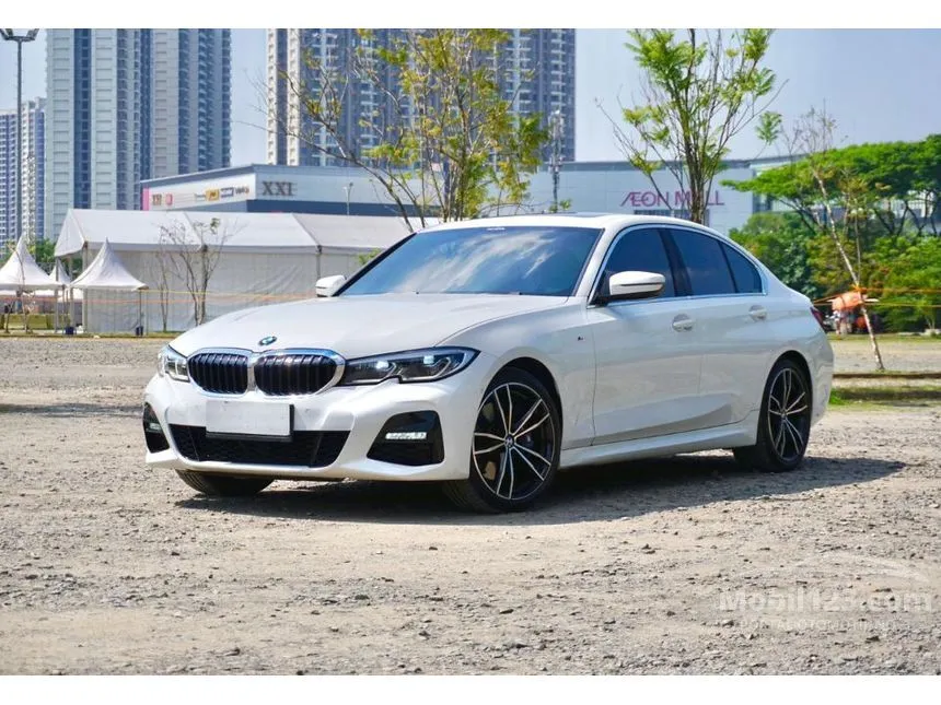 2021 BMW 330i M Sport Sedan