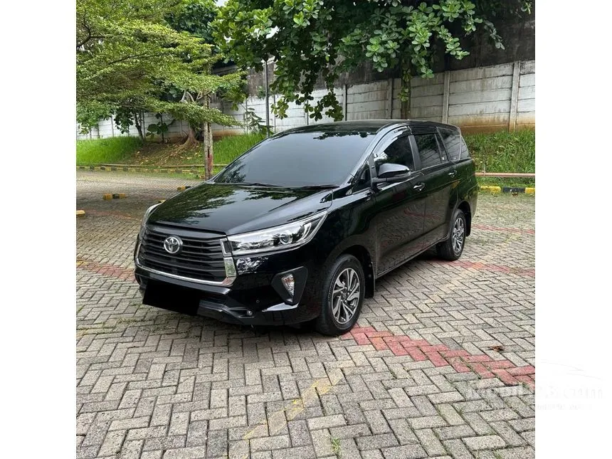 2022 Toyota Kijang Innova V MPV
