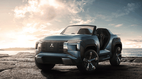 Uniknya Mitsubishi MI-Tech Concept, Bisa 'Minum' Alkohol atau Minyak Tanah