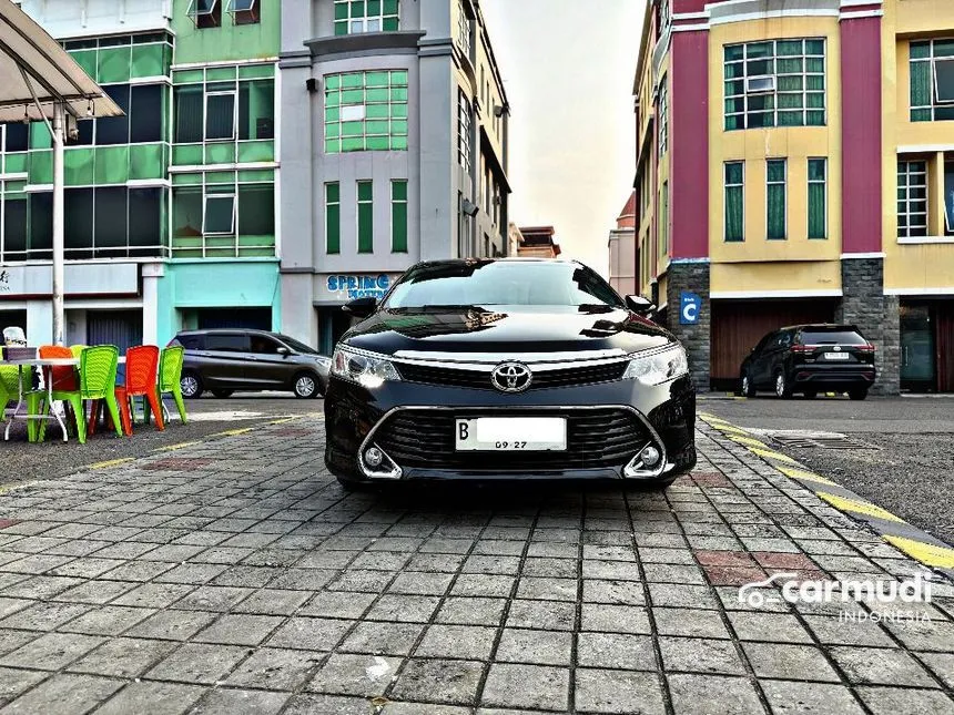 2017 Toyota Camry V Sedan