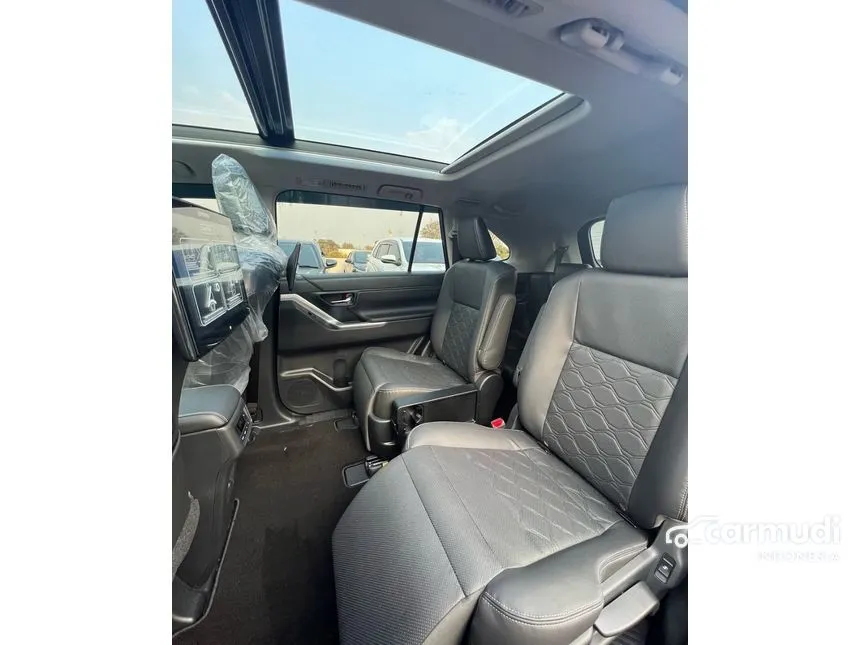 2025 Toyota Kijang Innova Zenix Q HV TSS Modellista (Non Premium Color) MPV