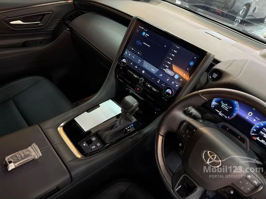 2024 Toyota Alphard G (Non Premium Color) MPV