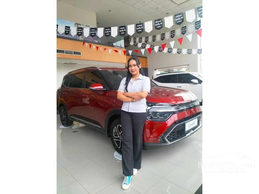 Jual Mobil KIA Carens 2023 Premiere 1.5 di Jawa Barat Automatic MPV Merah Rp 377.600.000