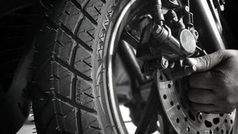Ban Zeneos Milano untuk Yamaha Nmax Dipasarkan Pekan Depan