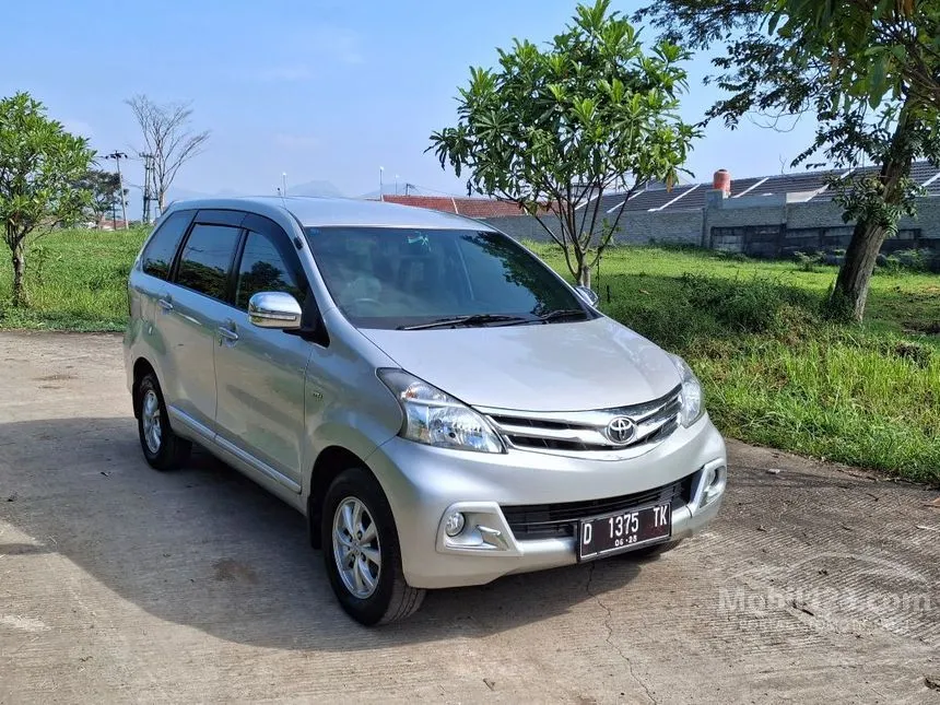 Jual Mobil Toyota Avanza 2015 G 1.3 di Jawa Barat Manual MPV Silver Rp 125.000.000