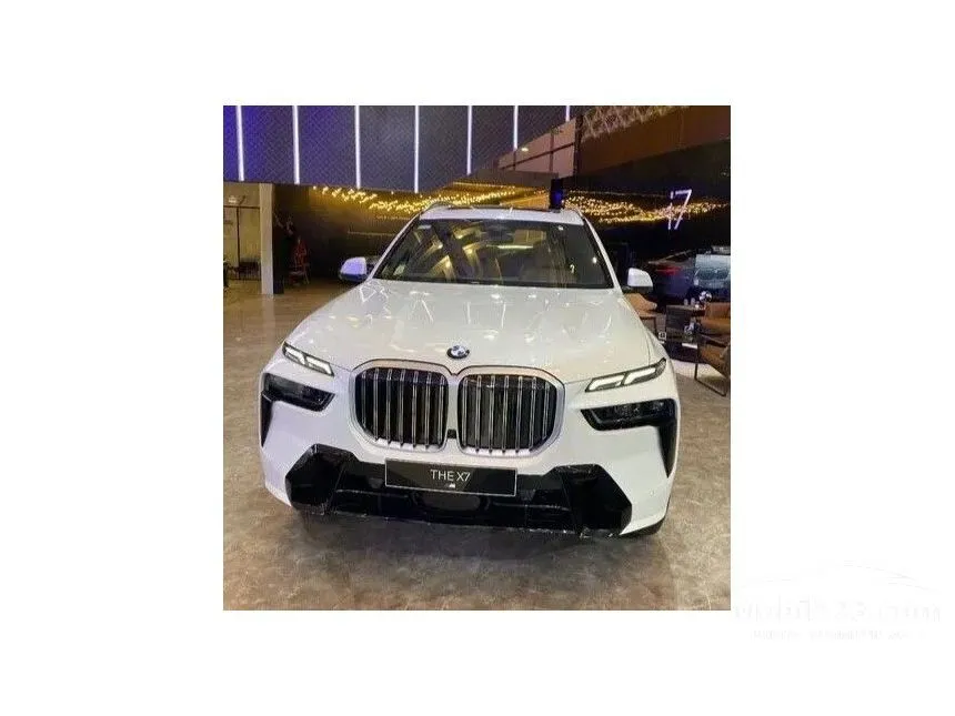 Jual Mobil BMW X7 2024 xDrive40i M Sport 3.0 di DKI Jakarta Automatic Wagon Putih Rp 2.774.000.000