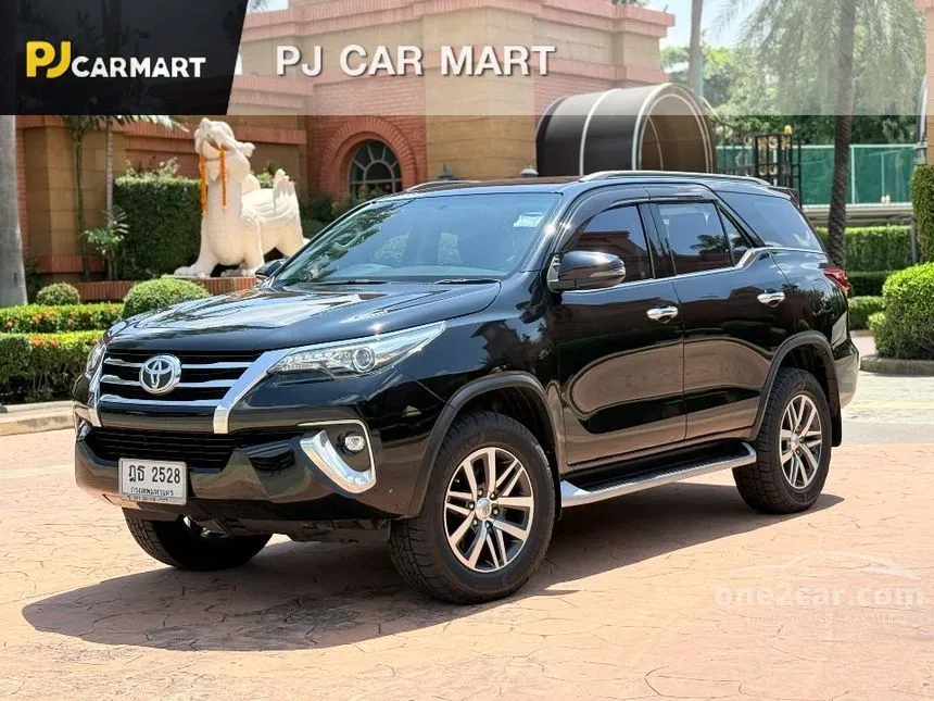 2019 Toyota FORTUNER V SUV