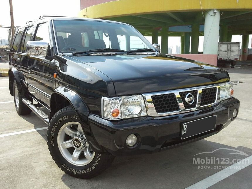 Jual Mobil Nissan Terrano 2003 Spirit S1 2.4 di DKI 