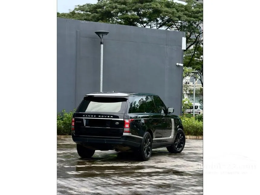 2016 Land Rover Range Rover Vogue SUV