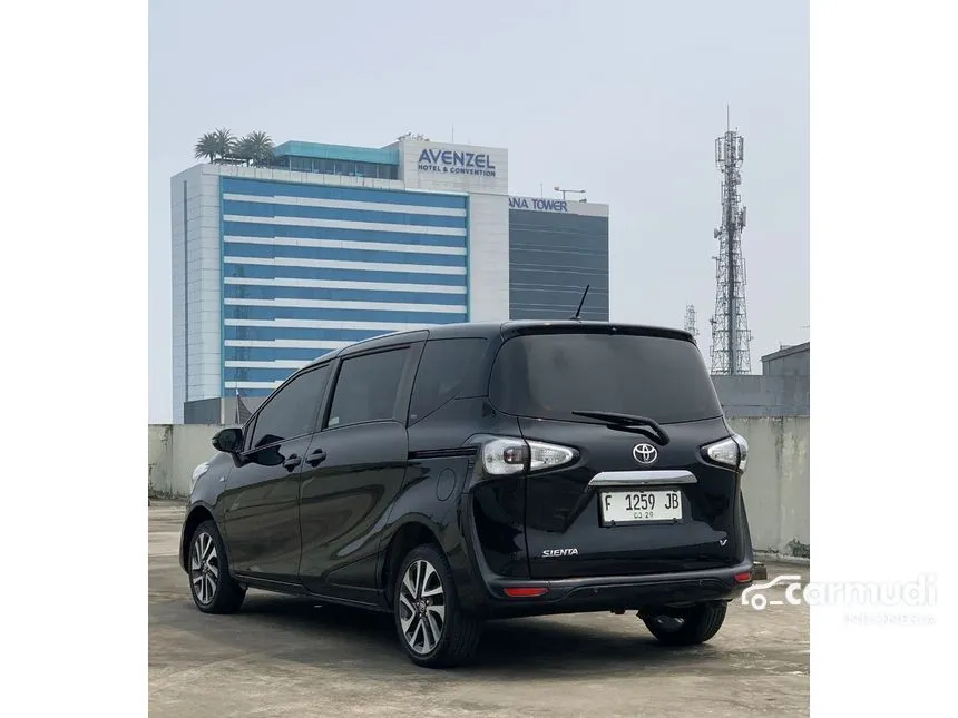 2019 Toyota Sienta V MPV