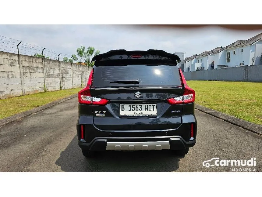 2023 Suzuki XL7 Beta Hybrid SUV