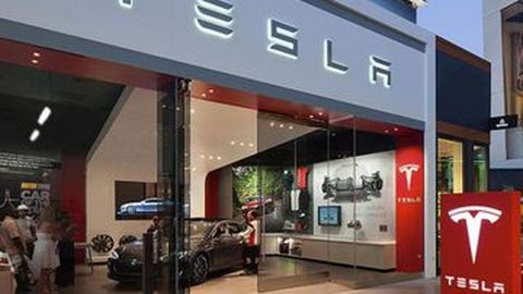 Duh, Tesla Dituntut Belasan Karyawan karena Tuduhan Berlaku Rasis!