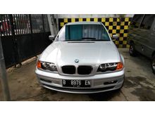 2001 BMW 318i