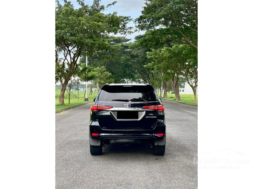2022 Toyota Fortuner VRZ 4X2 SUV