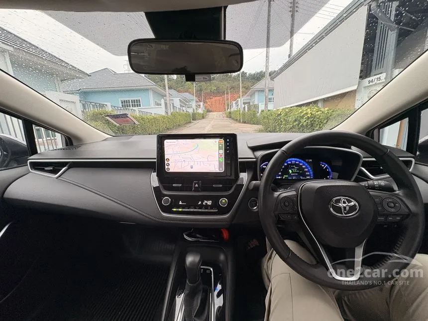 2023 Toyota Corolla Altis Hybrid Premium Sedan