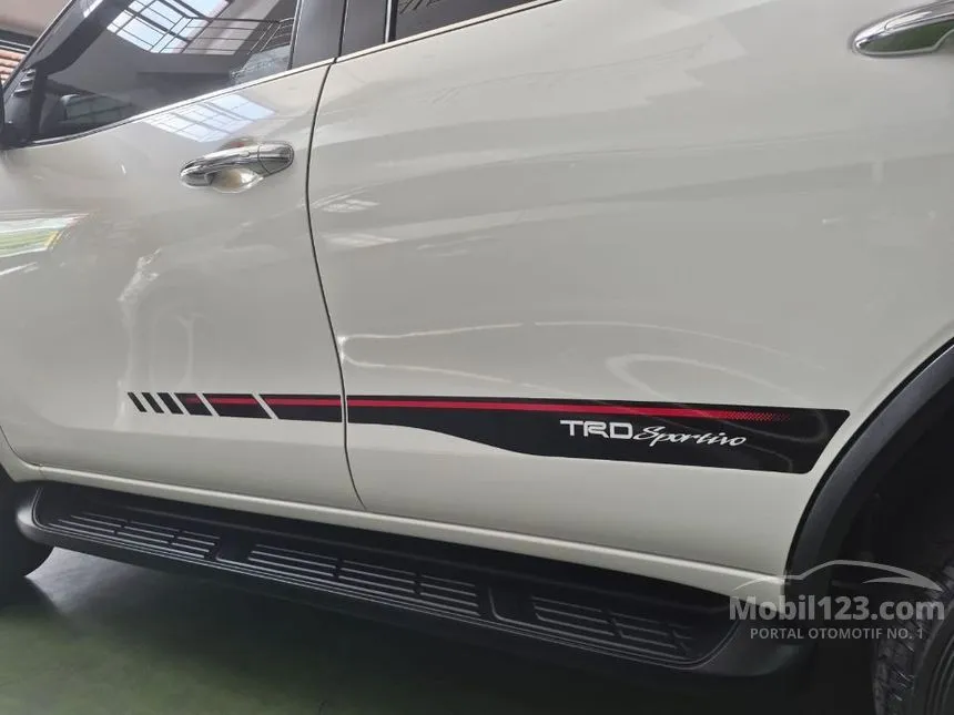 2021 Toyota Fortuner VRZ TRD 4X2 SUV