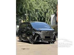 2024 Toyota Alphard 2.5 HEV (Premium Color) MPV