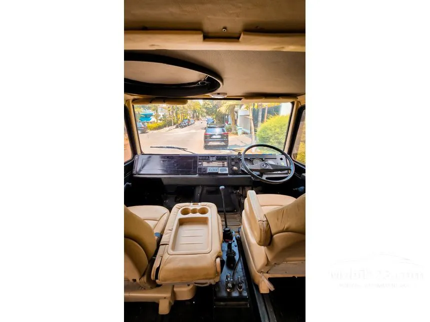 1982 Mercedes-Benz Unimog Double Cabin