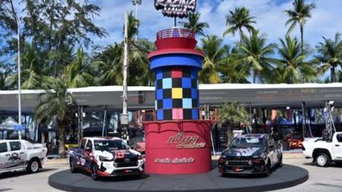 ฉลองชัยเหนือความเร็ว! โตโยต้า จัดเต็มรางวัล HILUX REVO RACING MANIA NIGHT OF CHAMPIONS 2025