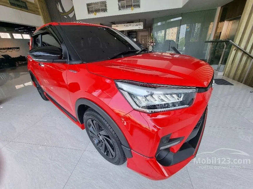 Jual Mobil Toyota Raize 2023 GR Sport 1.0 di Jawa Timur Automatic Wagon