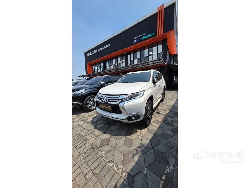 2017 Mitsubishi Pajero Sport Dakar 4X2 SUV