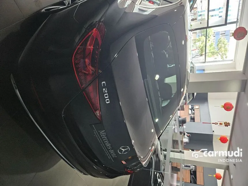 2024 Mercedes-Benz C200 Avantgarde Line Sedan